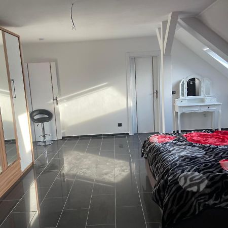 Penthouse Wohnung Ultra Exlusive ดุยส์บูร์ก ภายนอก รูปภาพ