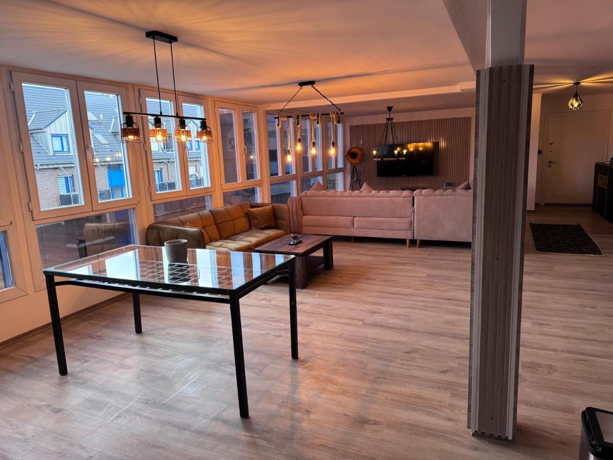 Penthouse Wohnung Ultra Exlusive ดุยส์บูร์ก ภายนอก รูปภาพ