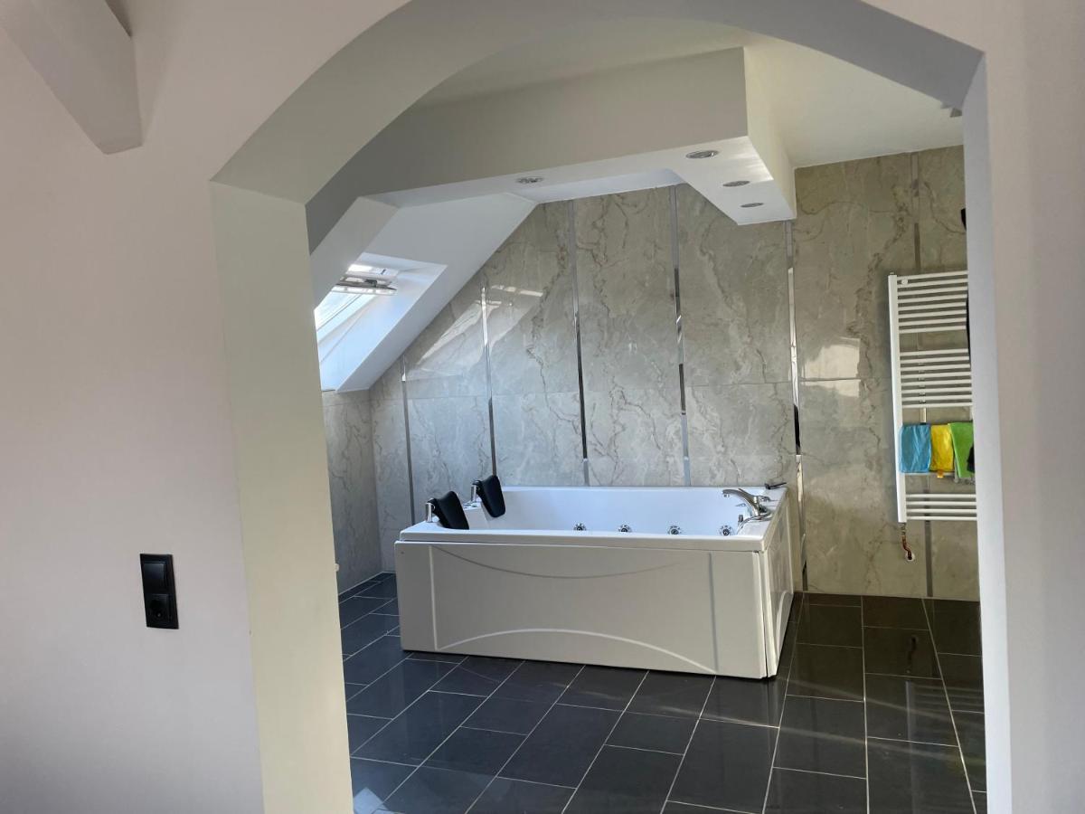 Penthouse Wohnung Ultra Exlusive ดุยส์บูร์ก ภายนอก รูปภาพ