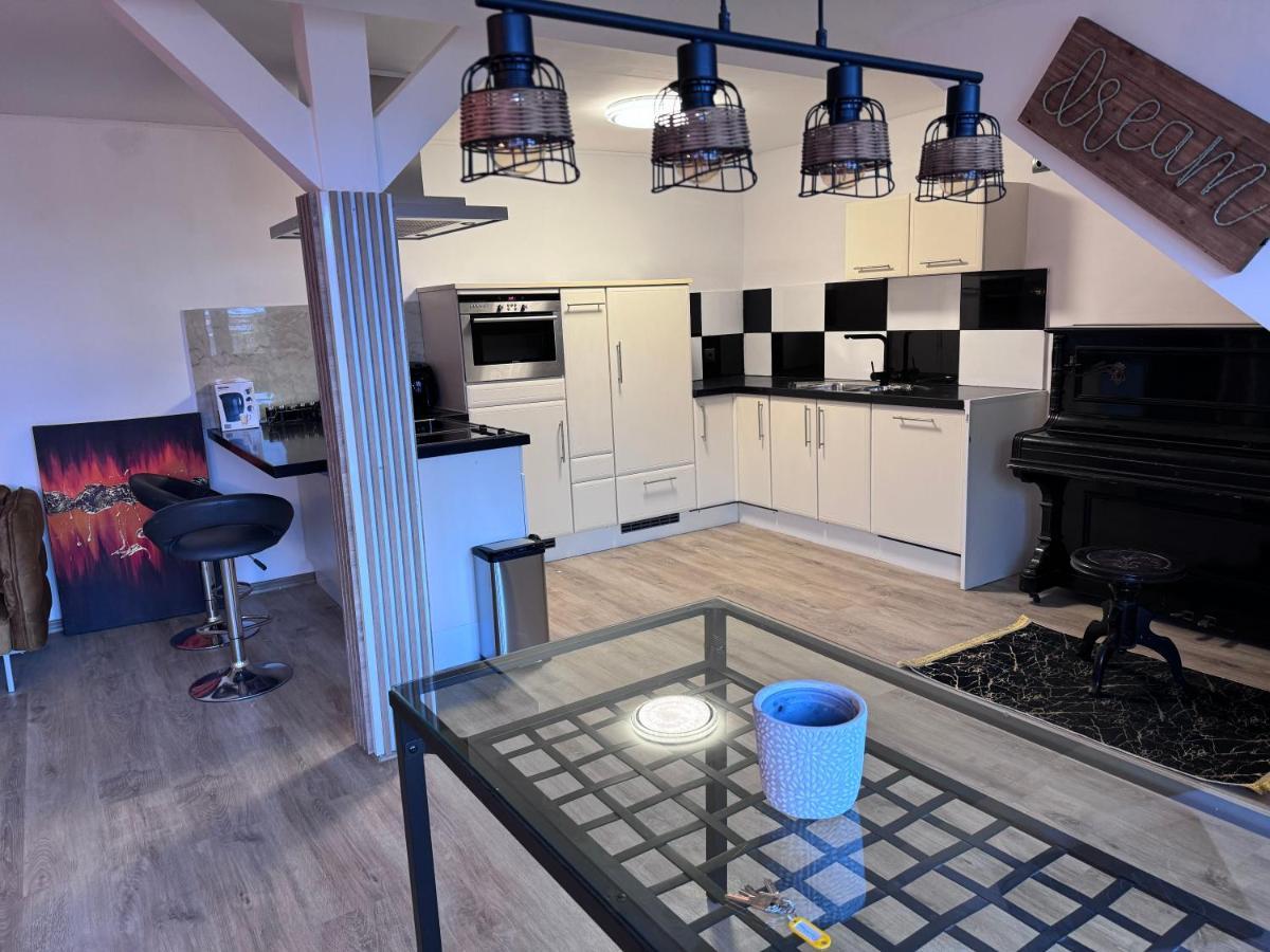 Penthouse Wohnung Ultra Exlusive ดุยส์บูร์ก ภายนอก รูปภาพ